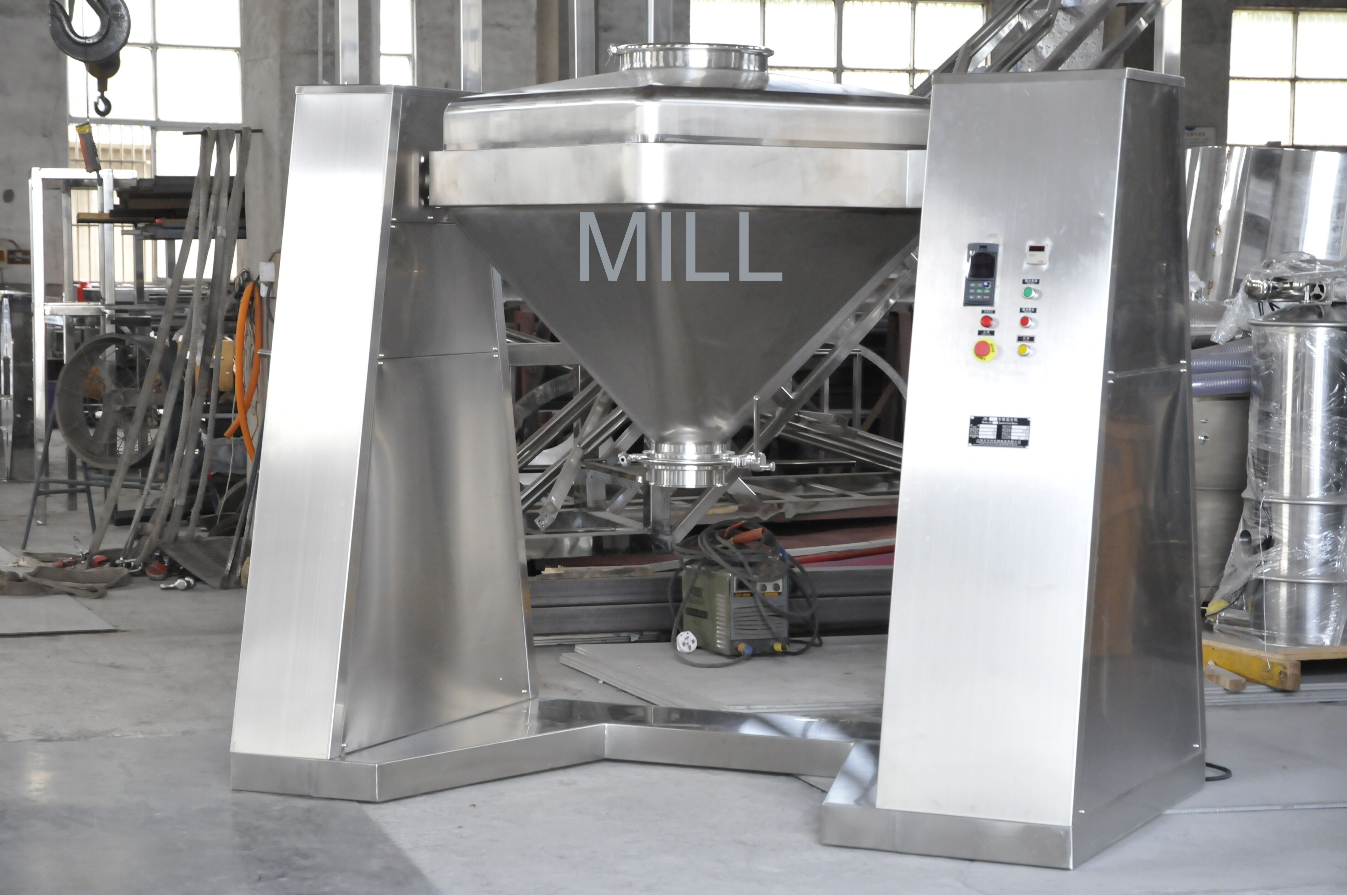 Food Medicine Powder Barrel Bin Square GMP Cone Mixer